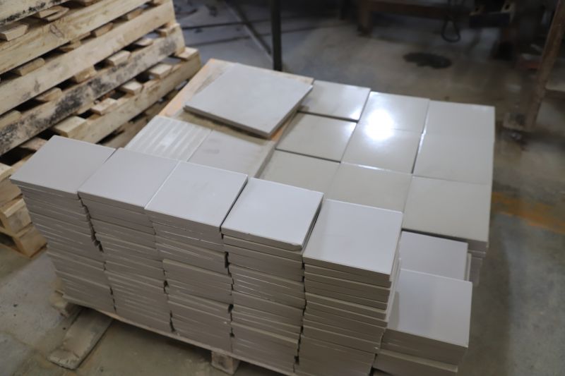 高硅鋁耐酸磚的優(yōu)點(diǎn)